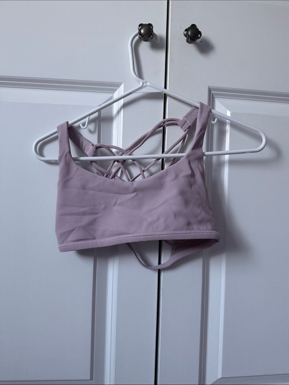 Lululemon free to be bra A/B cup. Lavender ribbed.